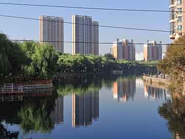 菲律賓飛機(jī)侵闖我黃巖島領(lǐng)空，引發(fā)國(guó)際關(guān)注與外交緊張